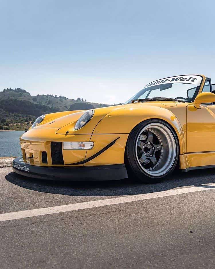 很黄很暴力的rwb porsche 993敞篷.