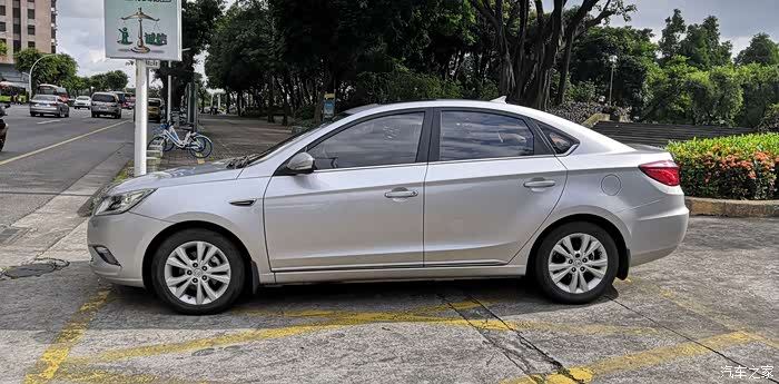 【逸动行】_ 位于江门城中间的一处清幽地