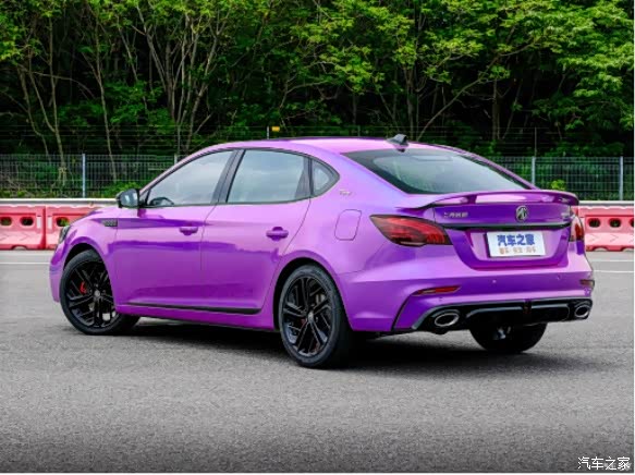 第三代名爵6你们喜欢哪个颜色