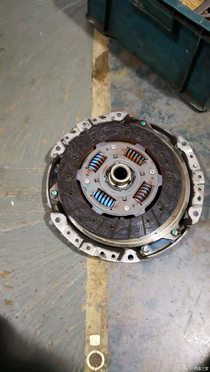 【图】8万3千公里换离合片,压盘_骊威论坛_汽车之家论坛