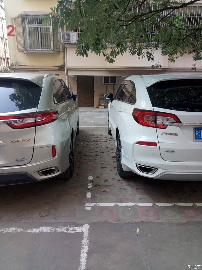 370冠道与urv尾部比较!