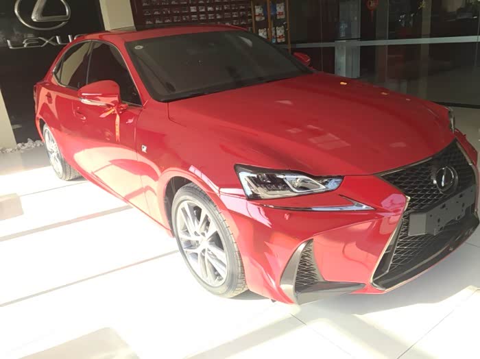 我的专属红色小钢炮—is300!