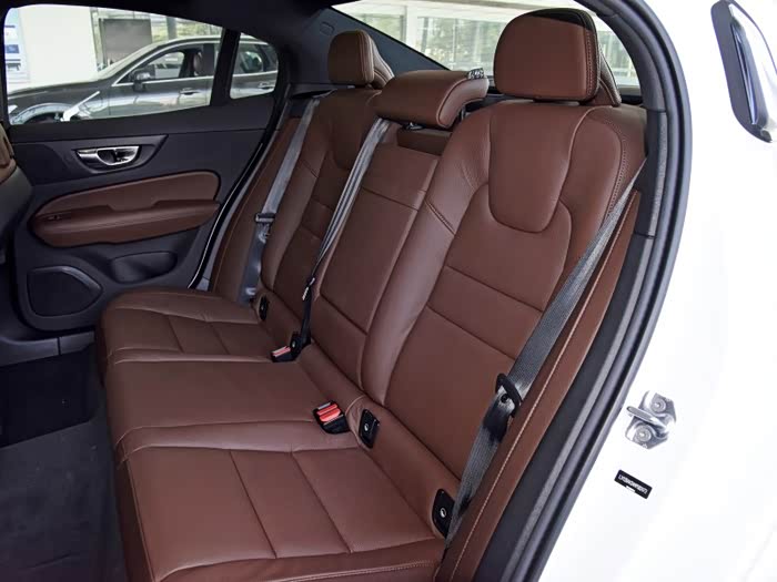 【图】s60的时尚感 心动_沃尔沃s60论坛_汽车之家论坛