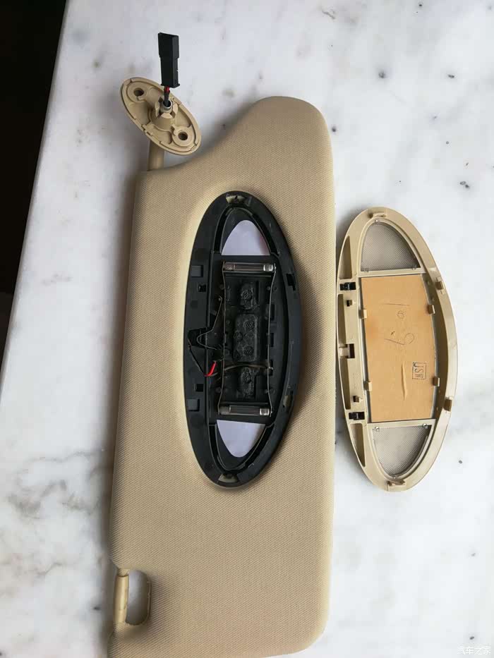 【图】自己动手系列之十二～更换遮阳板转轴_荣威750论坛_汽车之家