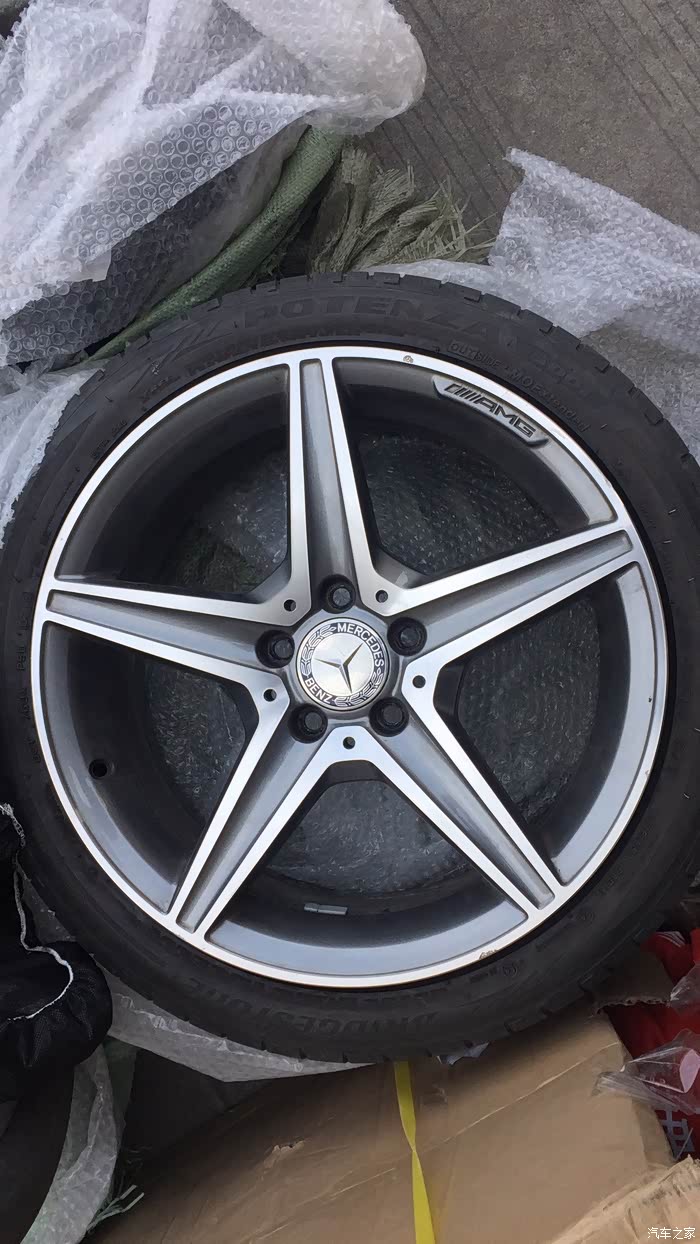 出奔驰c 18寸amg五幅轮毂 原车