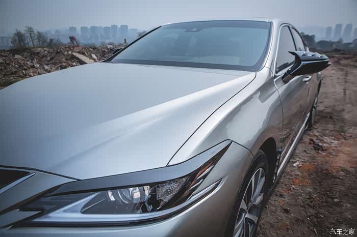 雷克萨斯es改装凌锐lira包围套件第一篇_雷克萨斯es论坛_汽车之家