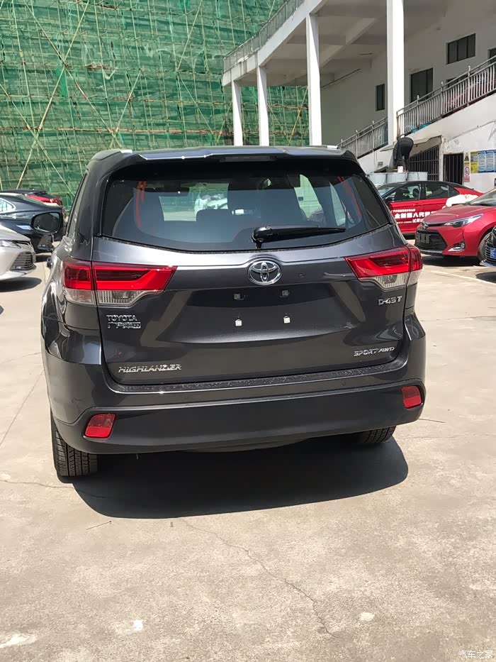 汉兰达钨金灰什么样子有图片吗