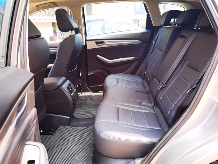 心之所向,梦想无价!年轻有活力的哈弗f7陪你走在追梦的路上