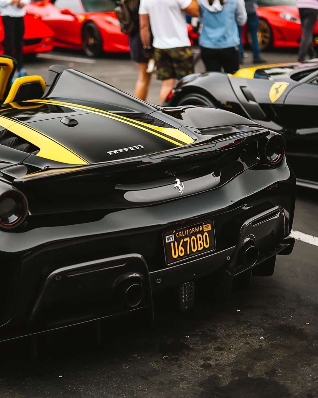 法拉利ferrari 488 pista spider