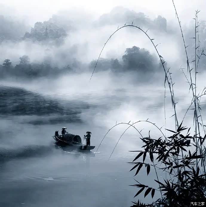 烟笼寒水月笼沙,夜泊秦淮近酒家.