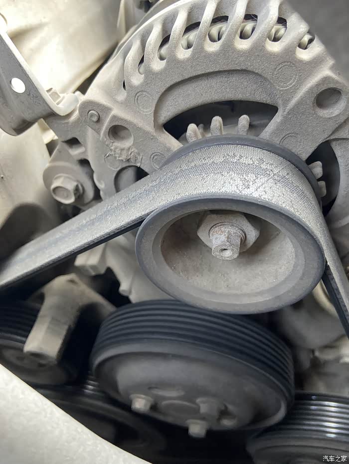 不是说八代雅阁是正时链条么我的怎么感觉是皮带