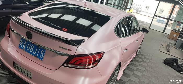 安徽名爵6电光樱花粉