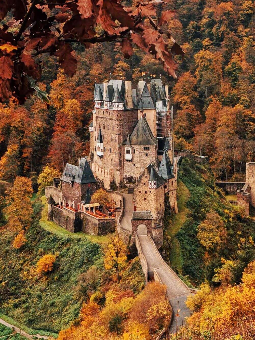 童话中走出的梦幻城堡满满的少女心德国爱尔茨城堡