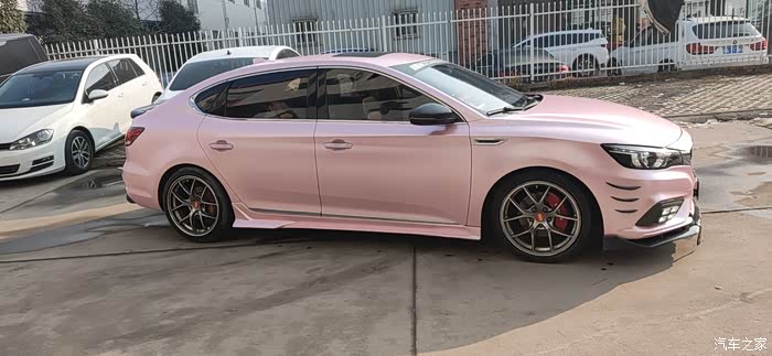 安徽名爵6电光樱花粉