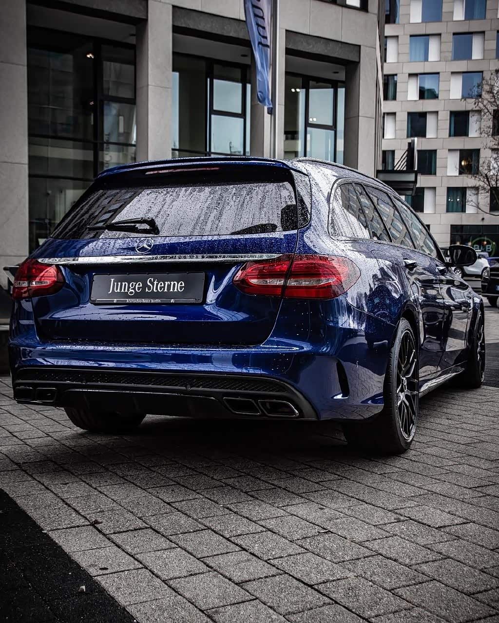 雨中的c63amg旅行版点赞吧