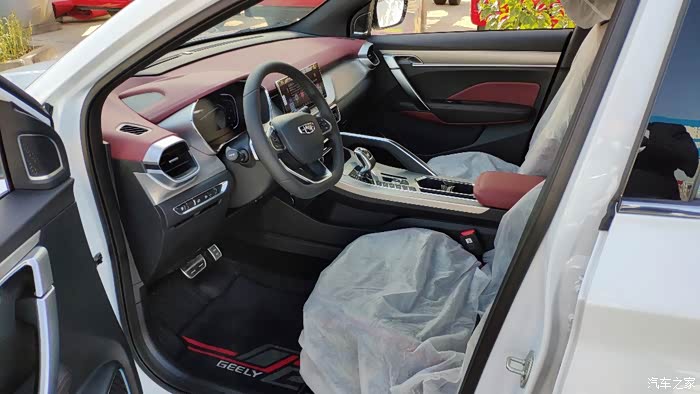 用车感受吉利缤越小钢炮内饰篇