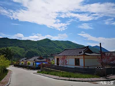 区位于珲春南70公里敬信镇防川村距图们江入日本海口15公里江侧俄罗