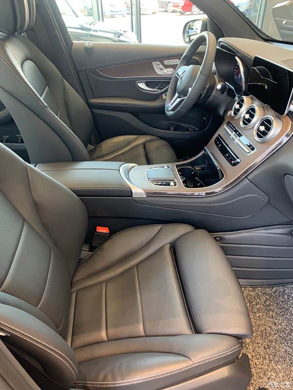 【图】求解宗色内饰搭配_奔驰glc论坛_汽车之家论坛
