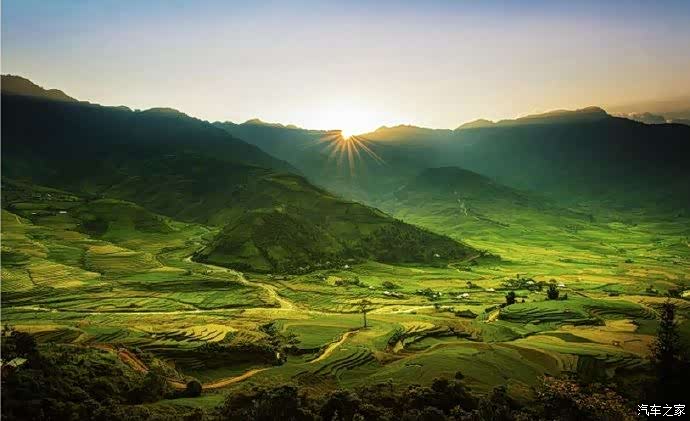 只有泪水洗过的眼睛才有更开阔的视野