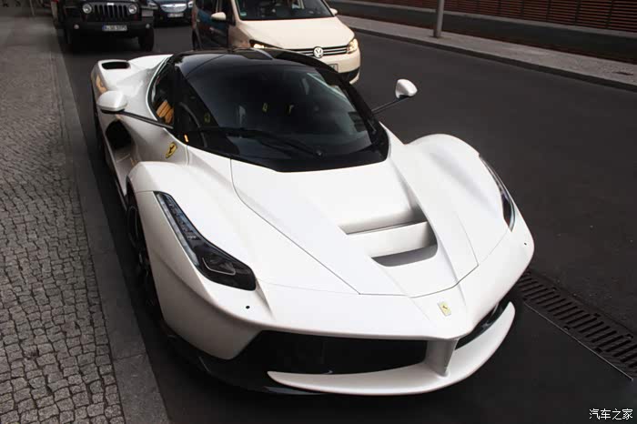 法拉利laferrari法家的白马王子驾到