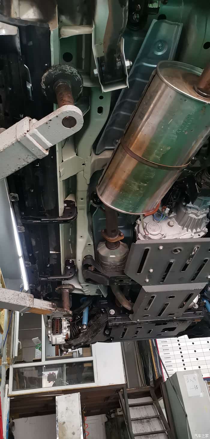 帕杰罗v97底盘装甲