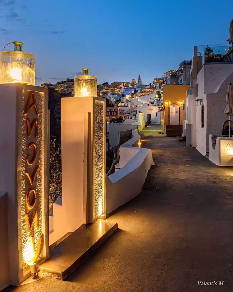 希腊,米克诺斯小镇渐入夜的美.