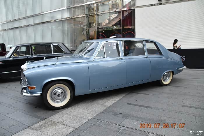 【图】成都三和老爷车街展_昂科威论坛_汽车之家论坛