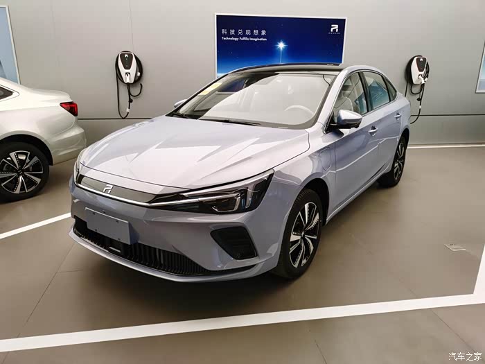 上汽r标er6交付全记录触电的那种感觉妙不可言