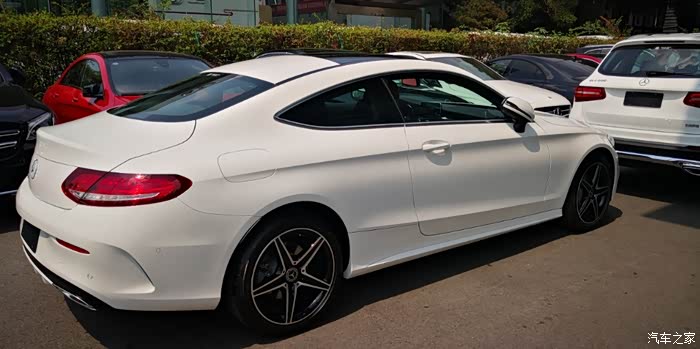 【图】c200轿跑到店了_奔驰c级论坛_汽车之家论坛