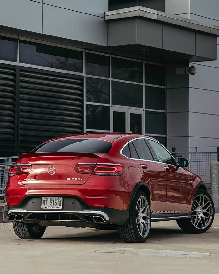 奔驰amg glc63 s coupe,高性能轿跑suv