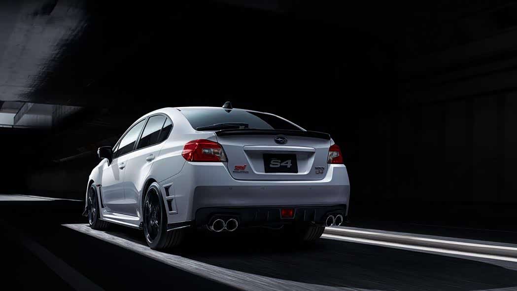 搭载代号fa24的2.4t四缸引擎,最高可达400马力!