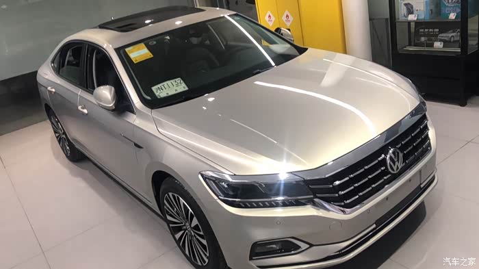 380尊贵珠光银提车