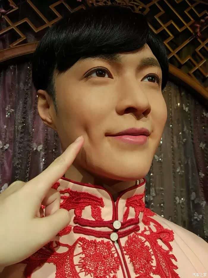 杜丽莎夫人蜡像馆~