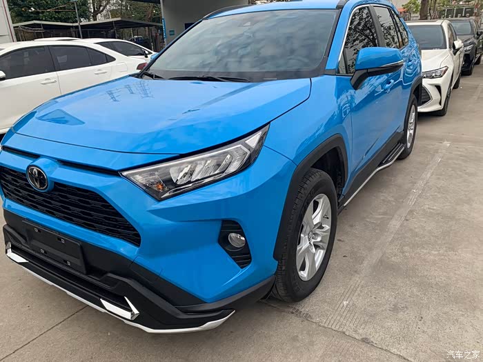 蓝色都市版荣放提车三天作业