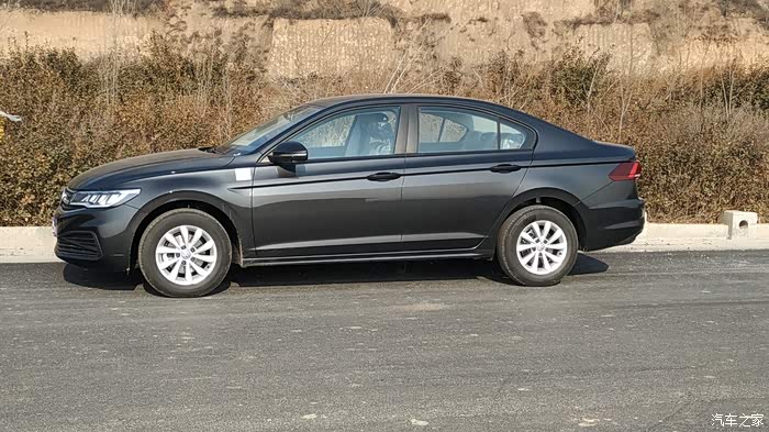 2020款宝来锰石黑有人提车了嘛?