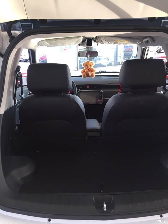 众泰e200pro接娃 出行 神器