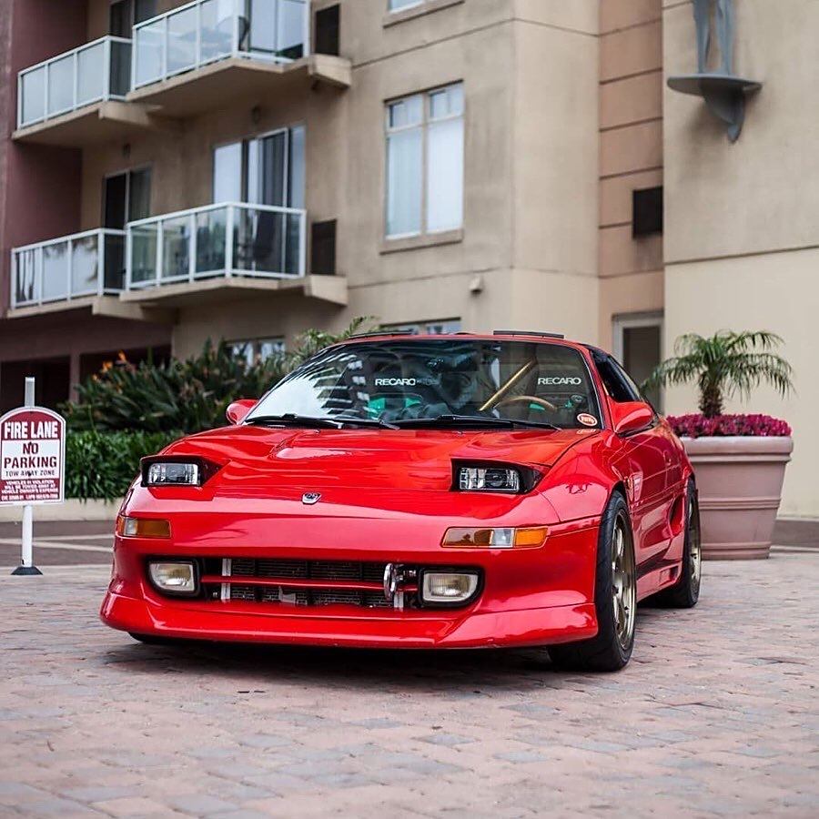 toyota mr2靚麗的紅色,太漂亮了!