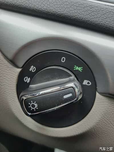 野帝大灯开关以及前后雾灯使用介绍