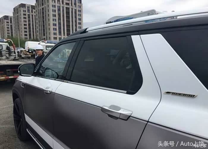 长安cs95改色,多给点意见