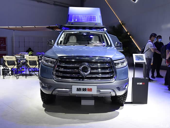 长城炮柴油黑蛋旅装版露营车