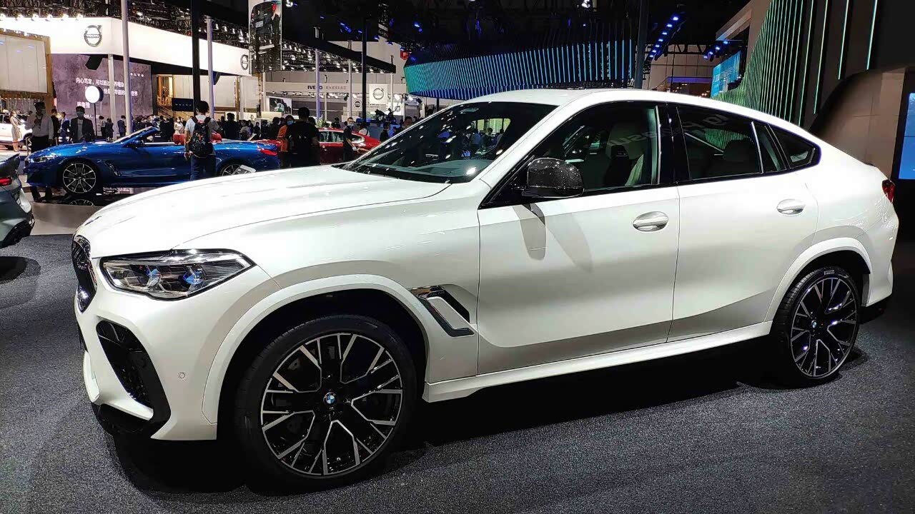 成都车展的宝马x6,再加个m就厉害了!