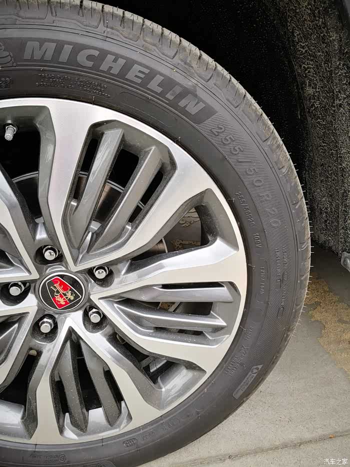 终于提车了!我的任性8