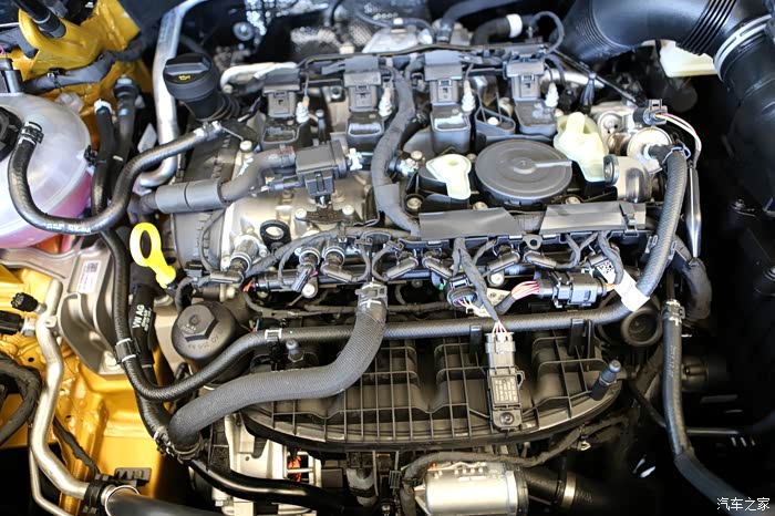 还是熟悉的ea888,重新调校过的发动机不知道会有什么样的表现