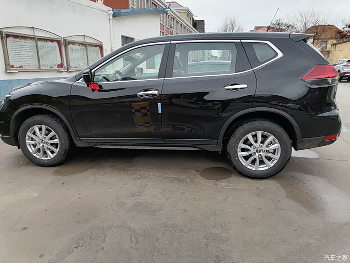 黑骏新提的黑色奇骏