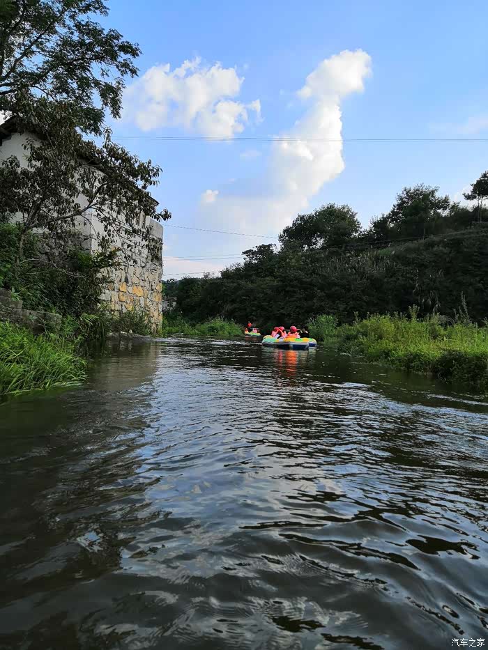 wey你而来婚车队麻城木子店田景山漂流之旅