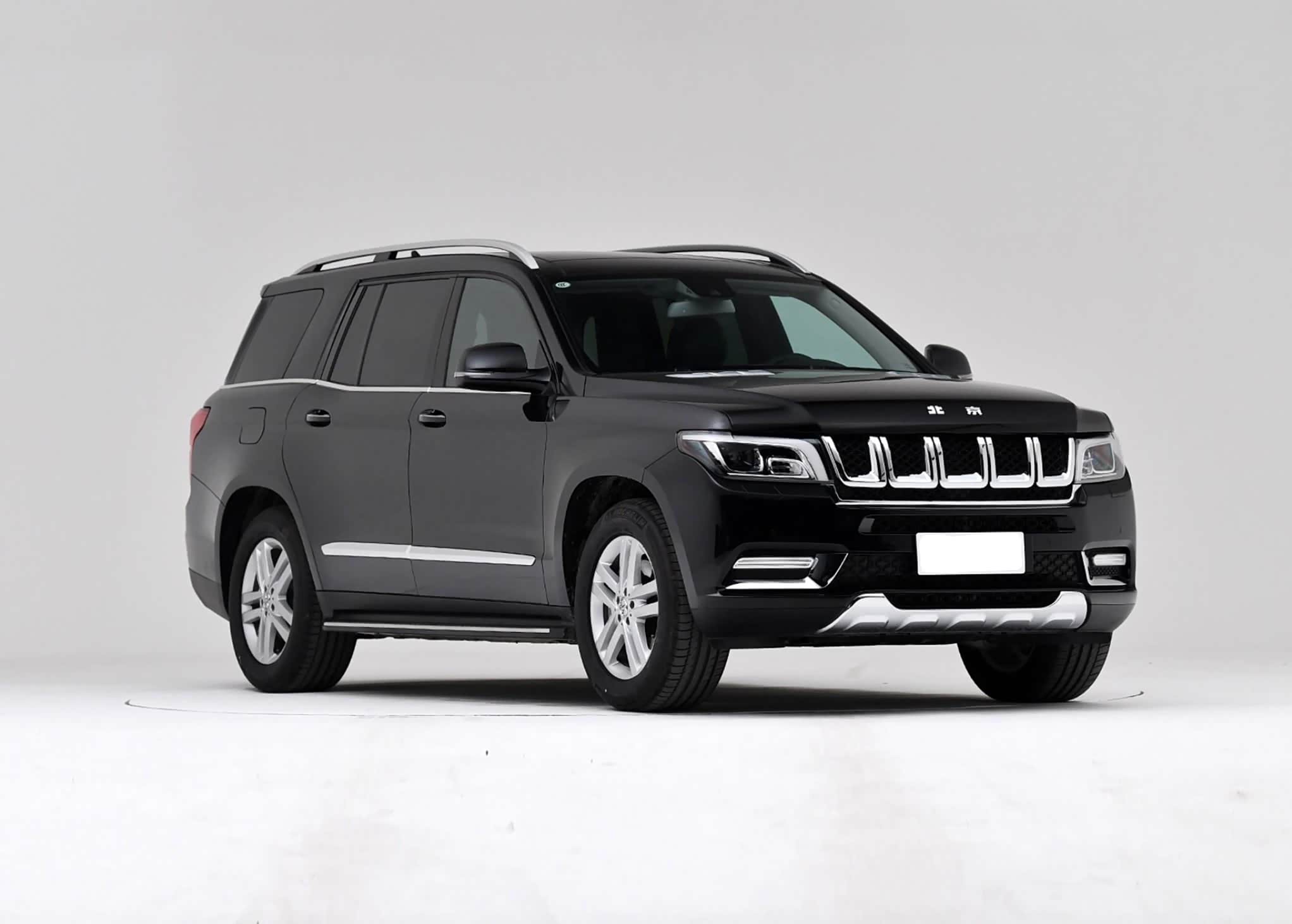 北京bj90确实有着大型suv的气派感