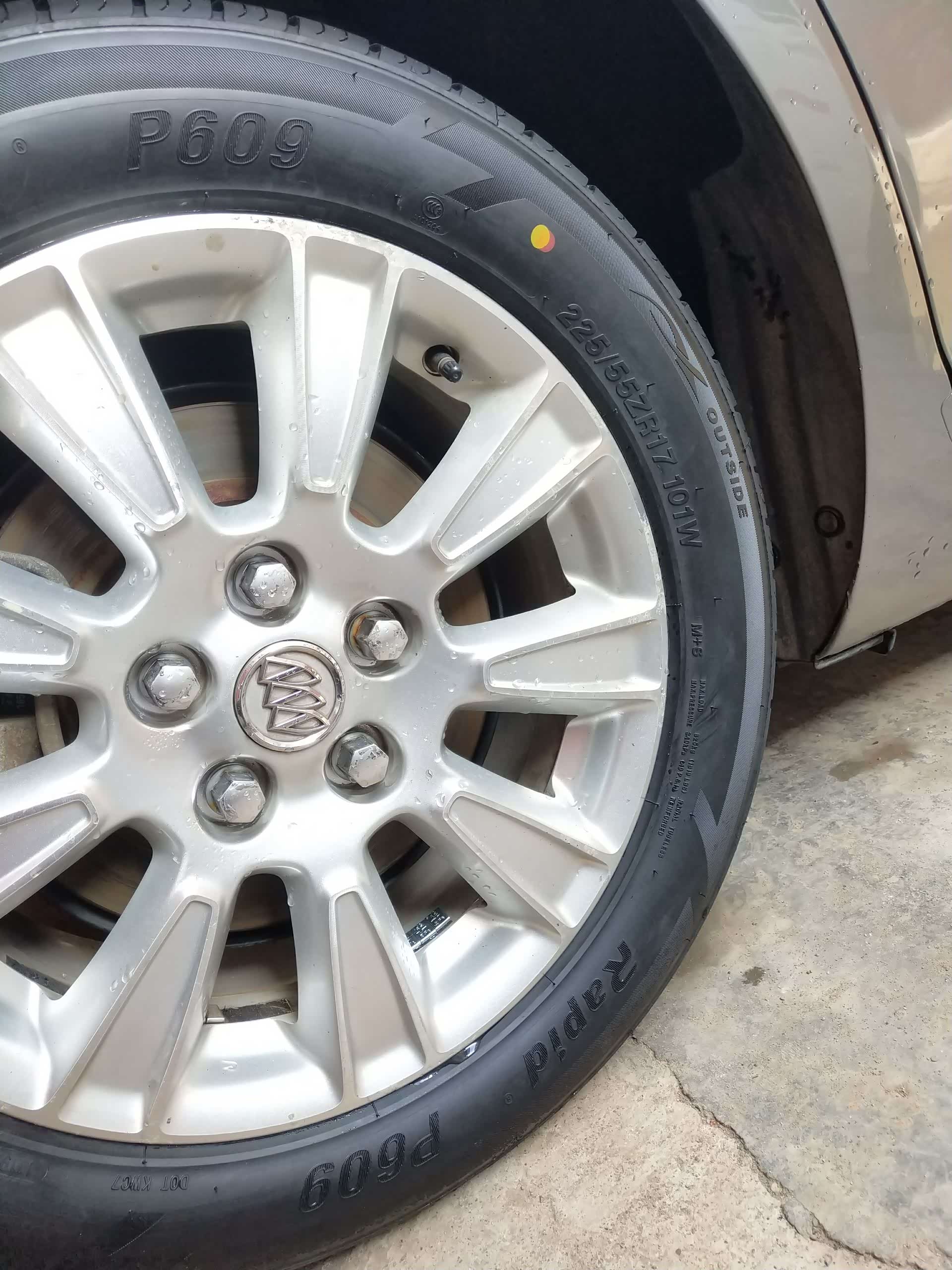 【图】19年换290一条力贝德p609花纹轮胎真给力,21年更换米其林3st