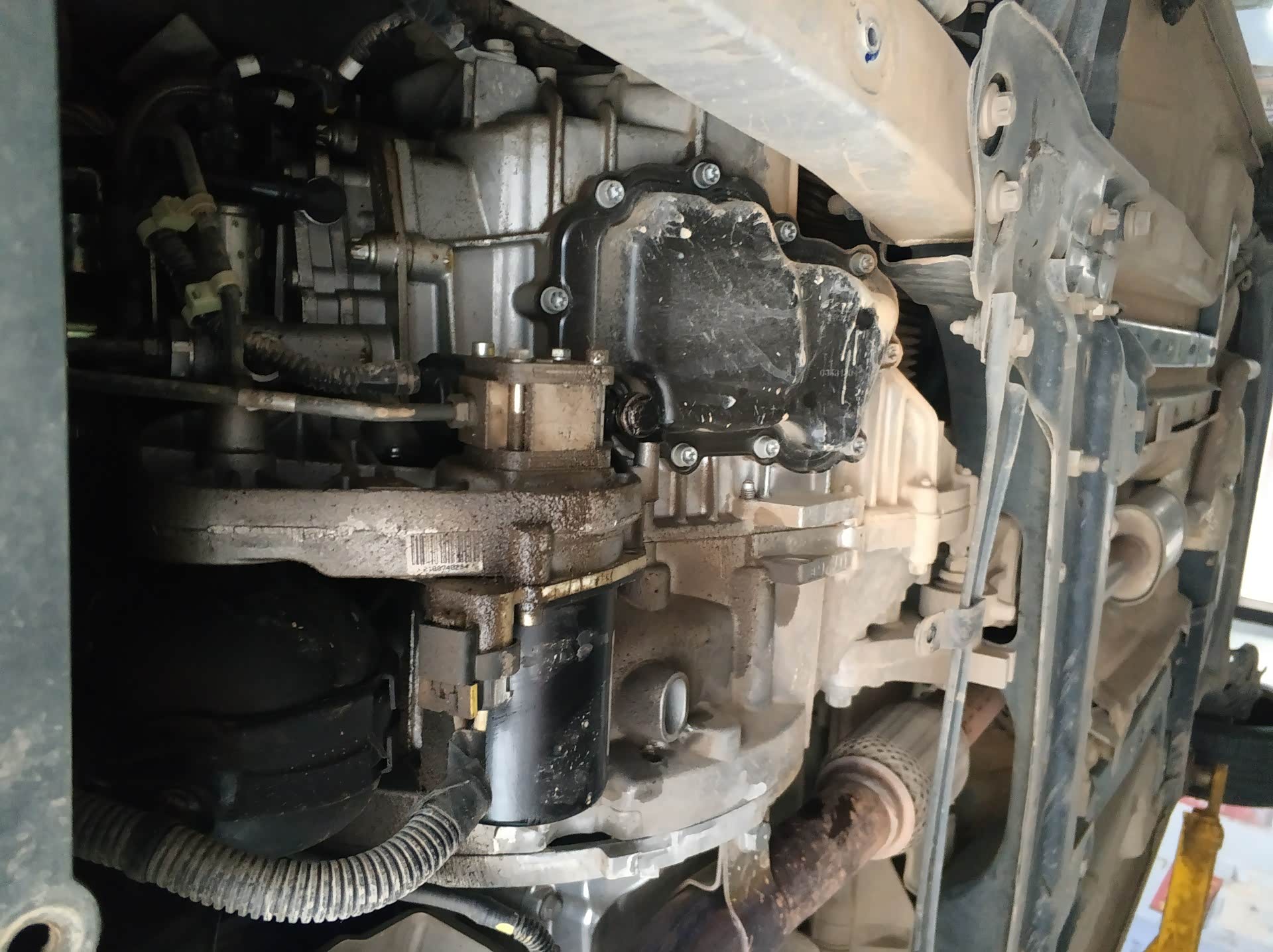 【图】变速箱漏油,求救_菲翔论坛_汽车之家论坛