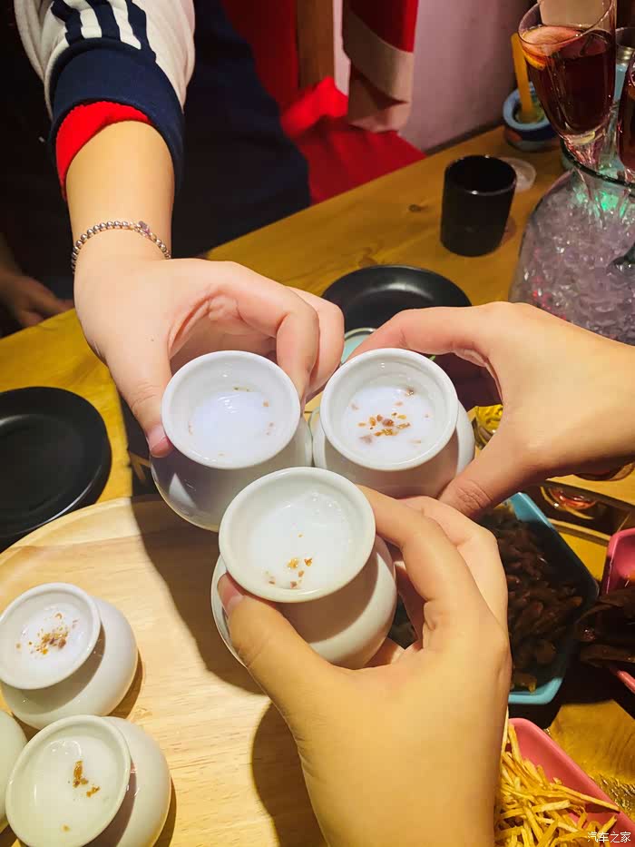 【开车不喝酒哦】探歌带你打卡成都有趣的小酒馆!