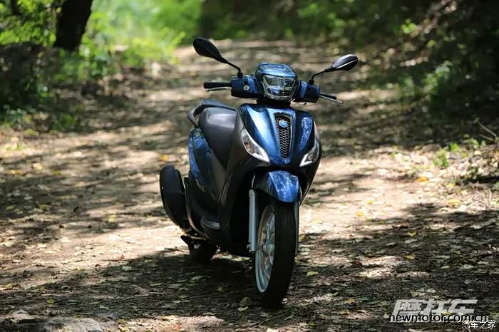 2.88万起 品味比亚乔medley 150的舒适哲学